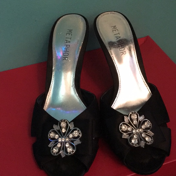 BLACK PARTY HEELS WITH SILVER DECAL fancy party dance shoes decor elegant shiny - Picture 2 of 5